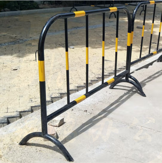 施工铁马围栏 警示防护栏  移动临时隔离栏  黑黄相间 1.5M*2M  货号：LJ