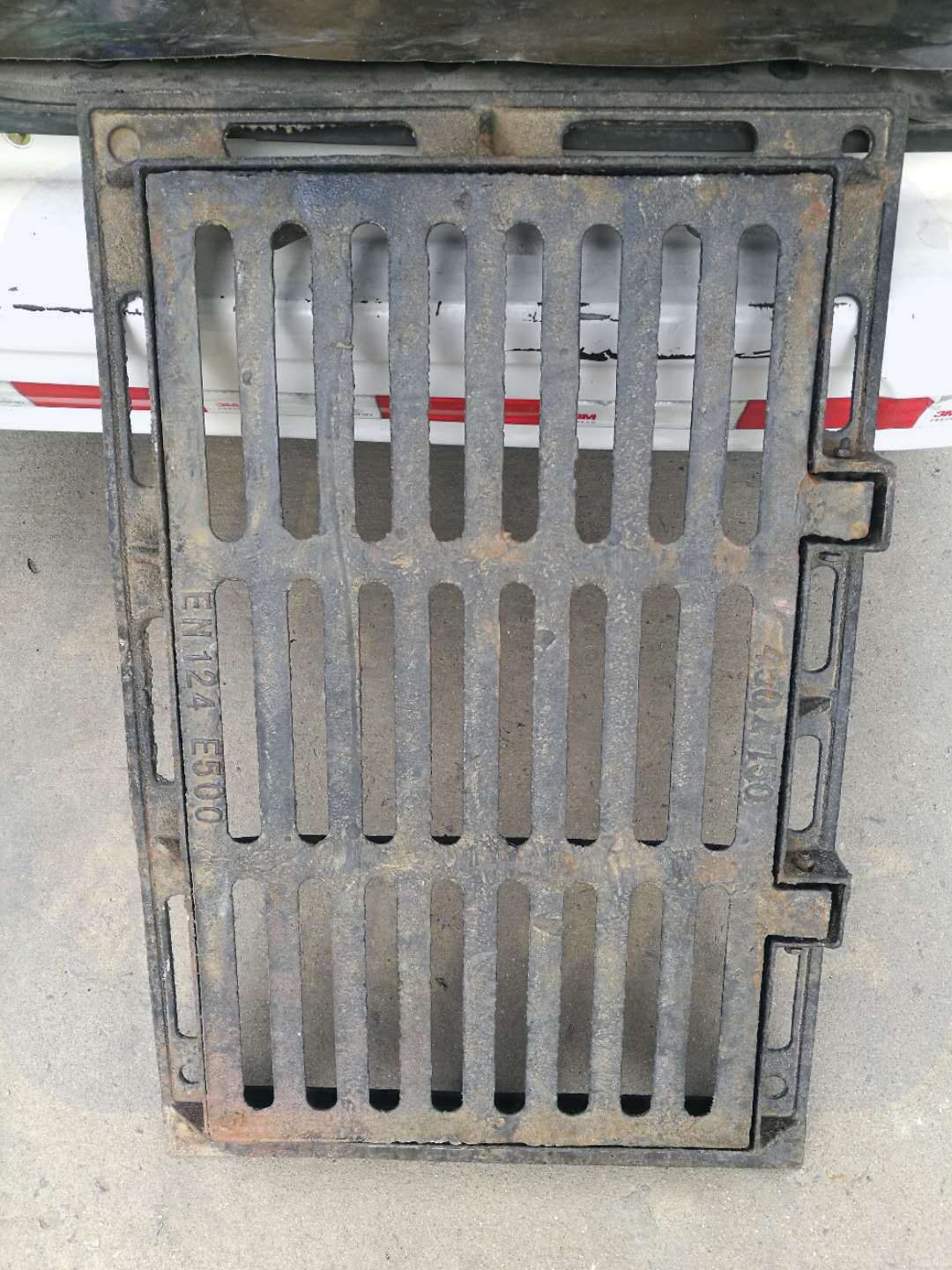 铸铁井篦子  450*750