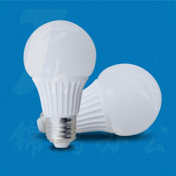 亚浦耳 LED球泡 10W 暖光/ 三星芯片/陶瓷散热/高亮不刺眼灯泡