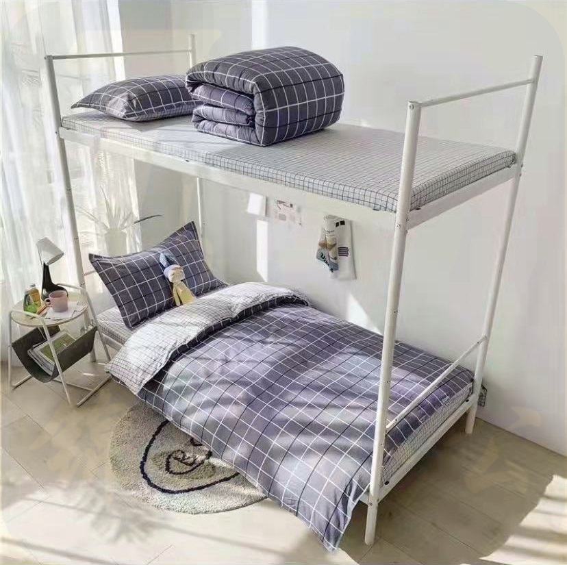 床上用品套件 尺寸0.9*2米 含棉褥、被罩(2个)、床单(2个)、枕巾(2条)、枕套(2个)、枕芯、棉被、夏凉被