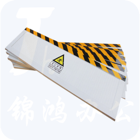 挡鼠板  长90 高50cm