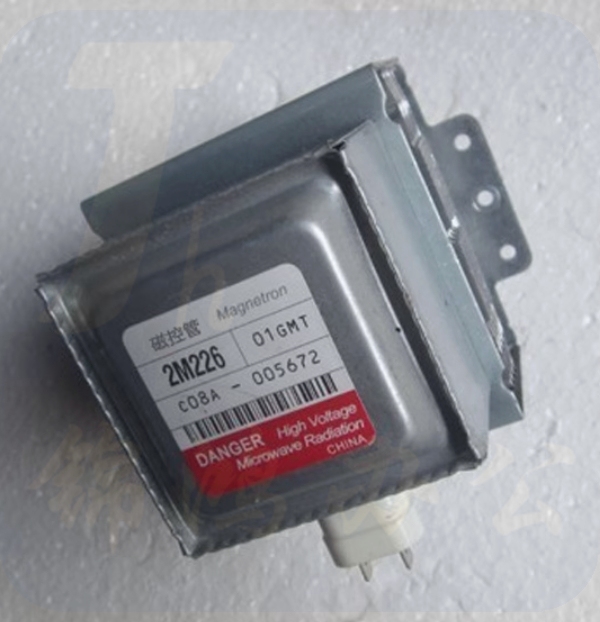 微波炉拆机磁控管2M226左右安装