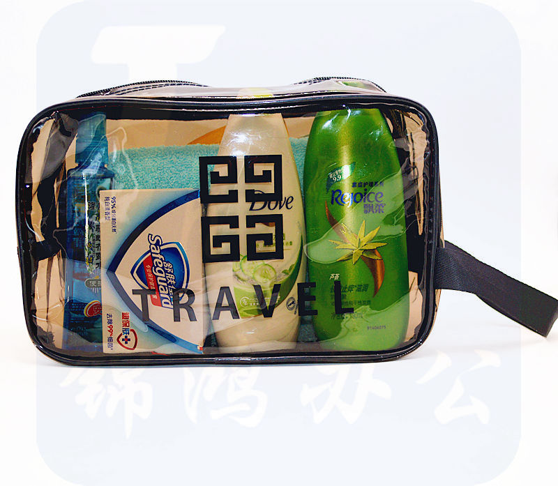 洗漱套装 含 牙膏、牙刷、牙杯、肥皂、洗发露、毛巾、沐浴液  货号：TXH