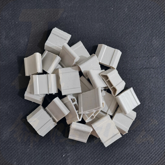 卡子 集成墙板卡扣卡子   50*36*0.45  每包100个 货号：Z