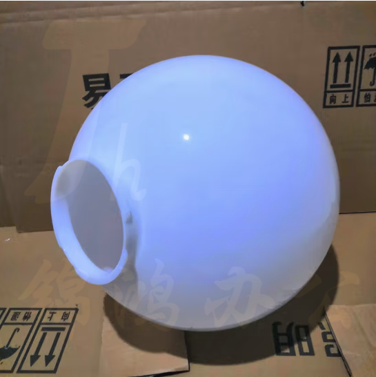  灯罩 乳白色  卡口125  圆罩直径是350  货号：JC